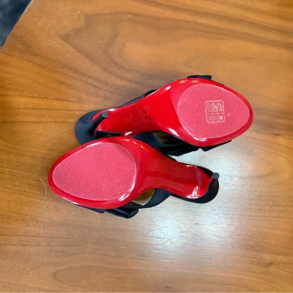 Christian Louboutin Matricia 100 Satin Bow Heels color Black size 38 - Picture 10 of 14